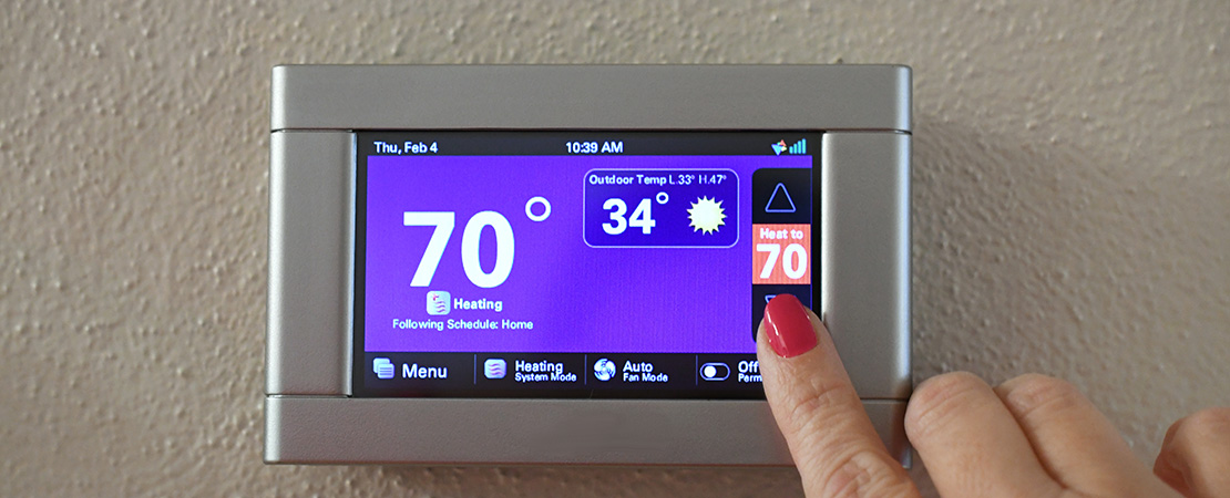 thermostat in cannabis grow room. buy mobile carriages, grow racks, grow trays online.